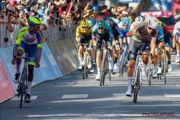 Mathieu van der Poel battu par Biniam Girmay sur la 10e étape du Giro 2022