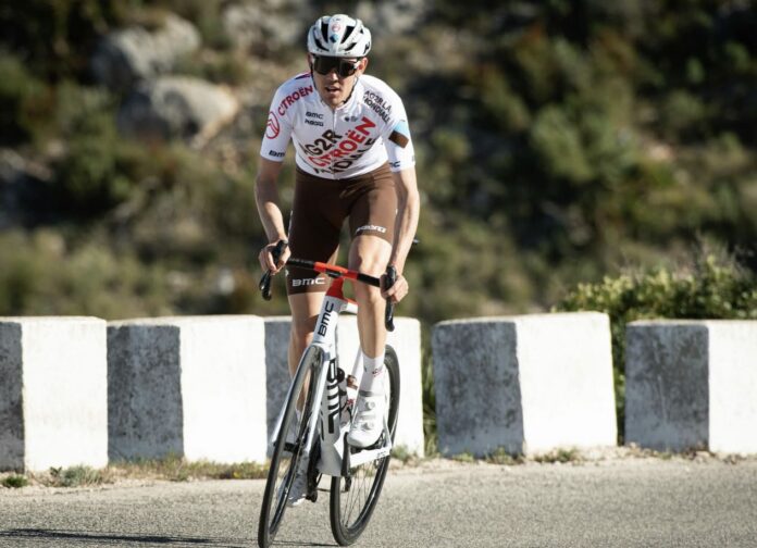 Ben O'Connor sur le Critérium du Dauphiné 2022