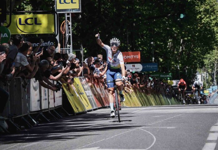 Valentin Ferron remporte la 6e étape du Critérium du Dauphiné 2022