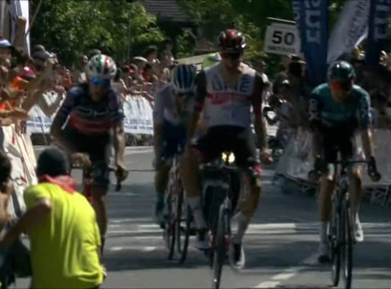 Juan Ayuso remporte le Circuito de Getxo 2022