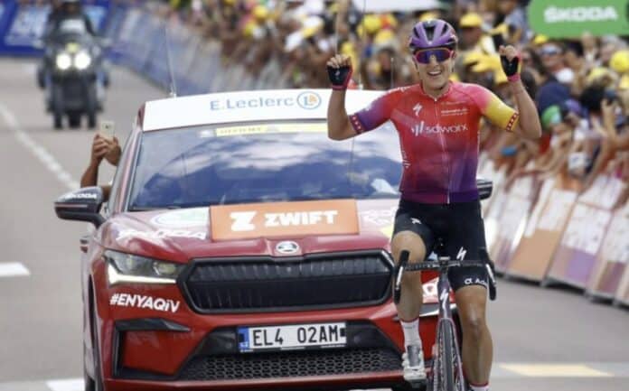 Marlen Reusser remporte la 4e étape du Tour de France Femmes 2022
