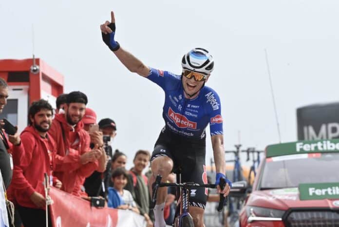 Victoire de Jay Vine sur la 8e étape de la Vuelta 2022