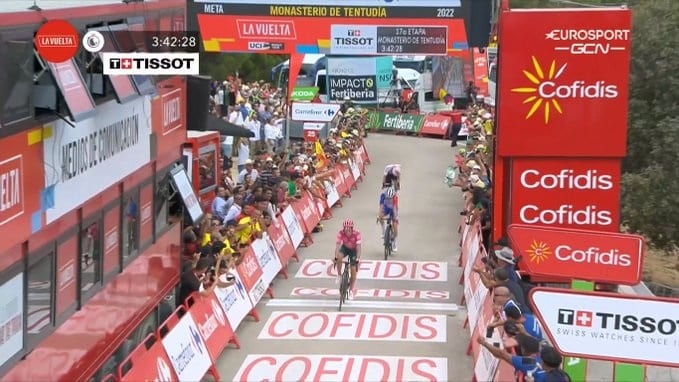Rigoberto Uran remporte la 17e étape de la Vuelta 2022
