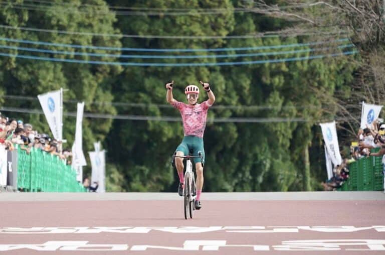 Neilson Powless s’adjuge en solitaire la Japan Cup 2022