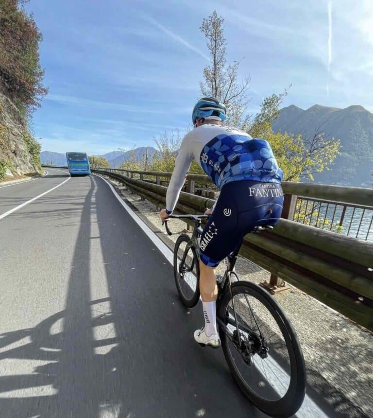 Giacomo Nizzolo chute à l’entraînement en Suisse