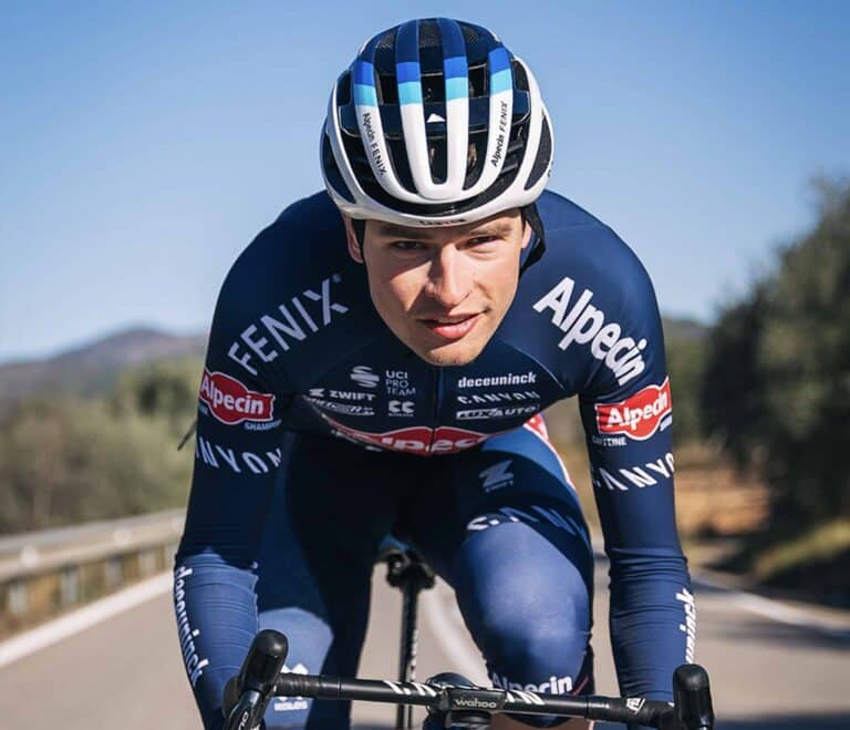 Jay Vine rejoint Tadej Pogacar chez UAE Team Emirates