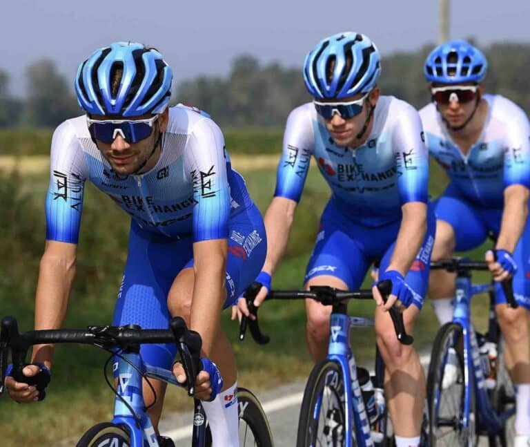 Team BikeExchange-Jayco 2023 : L’effectif complet de 30 coureurs