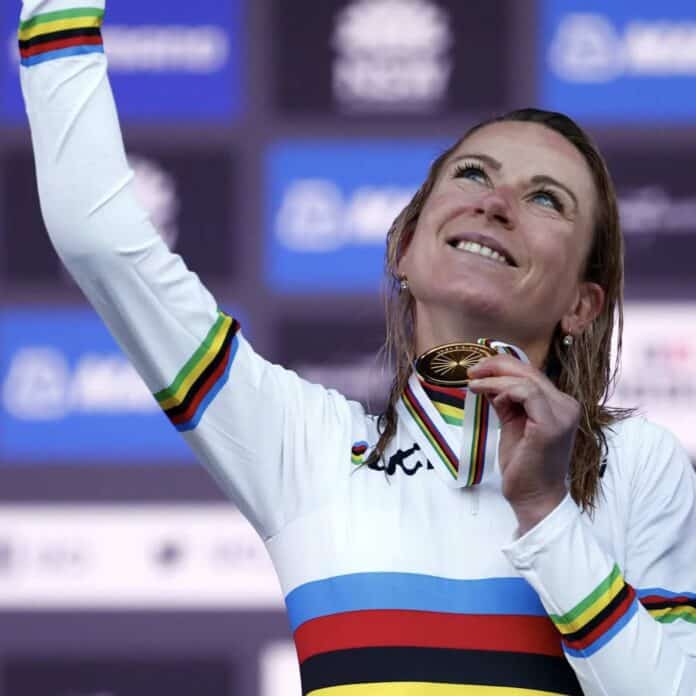 Annemiek van Vleuten lauréate du premier vélo d'Or féminin