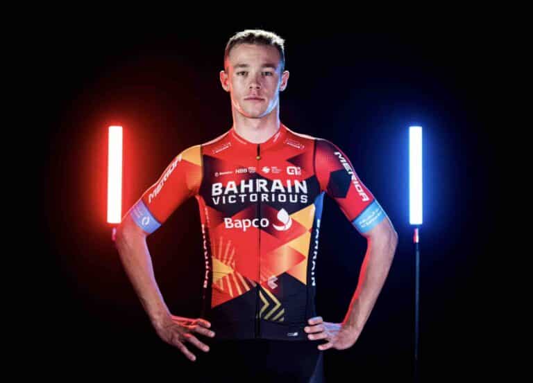 Bahrain-Victorious : Le nouveau maillot 2023