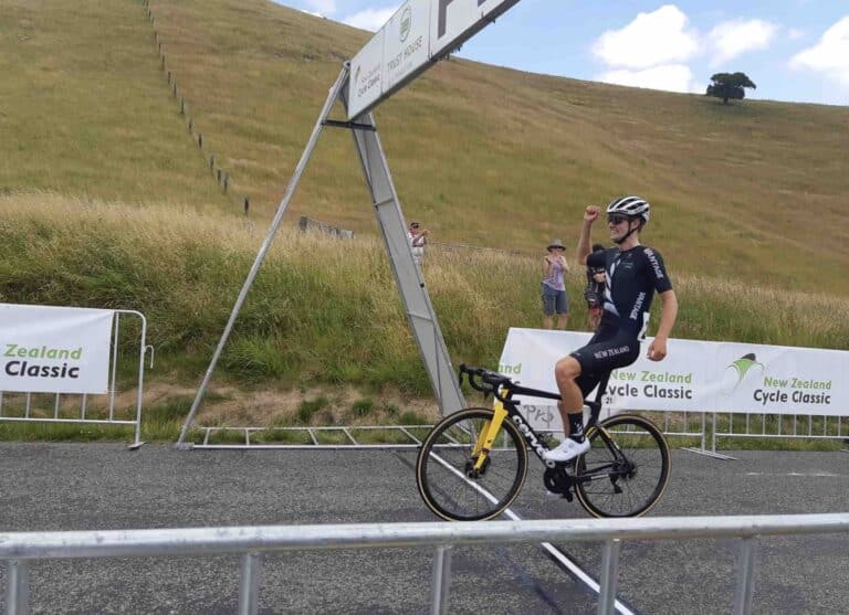 Corbin Strong leader de son équipe nationale sur la New Zealand Cycle Classic