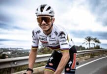 Vidéo Remco Evenepoel dévoile son maillot de champion du monde