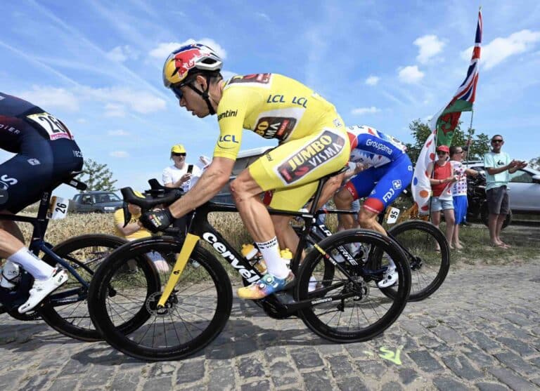 Wout Van Aert entamera la saison 2023 aux Strade Bianche