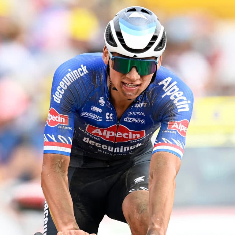 Mathieu van der Poel prévoit sa rentrée 2023 aux Strade Bianche