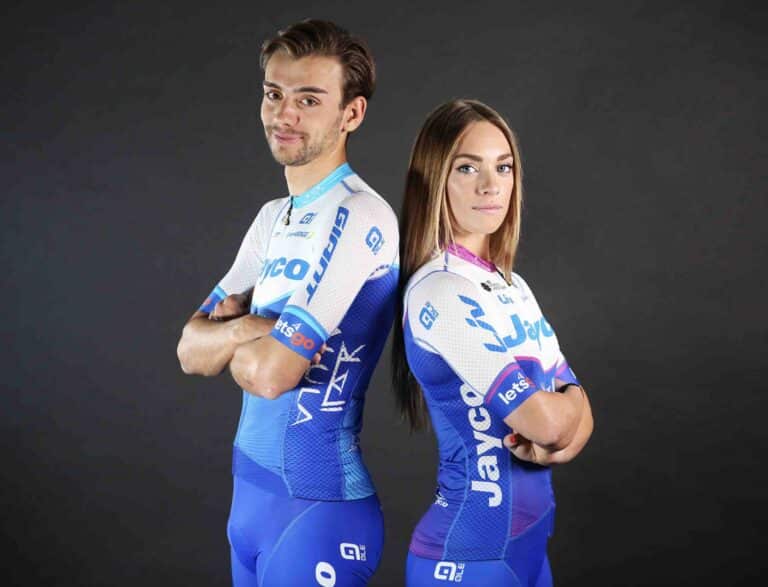 Team Jayco AlUla dévoile son maillot pour la saison 2023