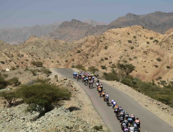 Tour d'Oman 2023 parcours étapes engagés classements