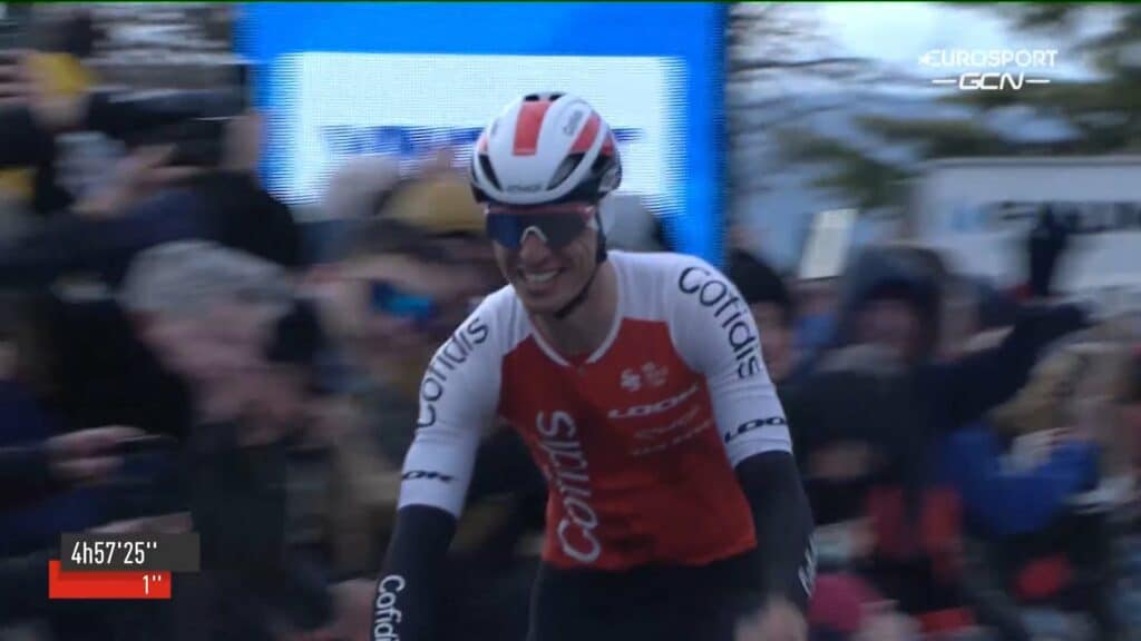 Anthony Perez vainqueur de la Faun-Drôme Classic après un numéro en solitaire