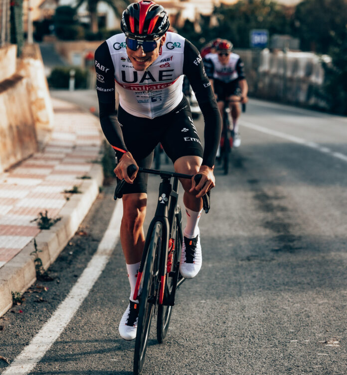 Tadej Pogacar choisit le Tour d'Andalousie au lieu de l'UAE Tour