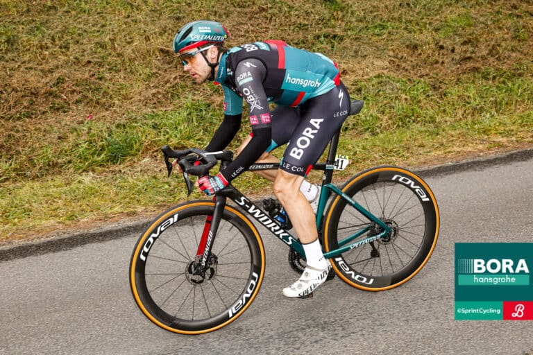 Maximilian Schachmann, double vainqueur, quitte Paris-Nice