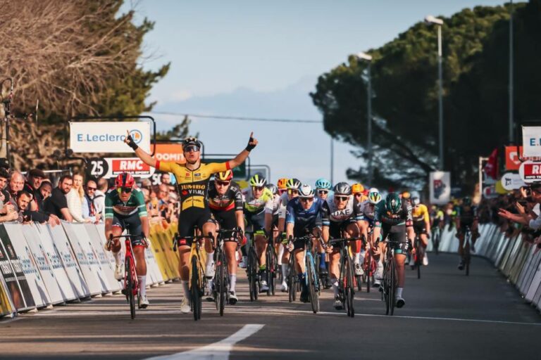 Olav Kooij trouve l’ouverture au sprint sur Paris-Nice