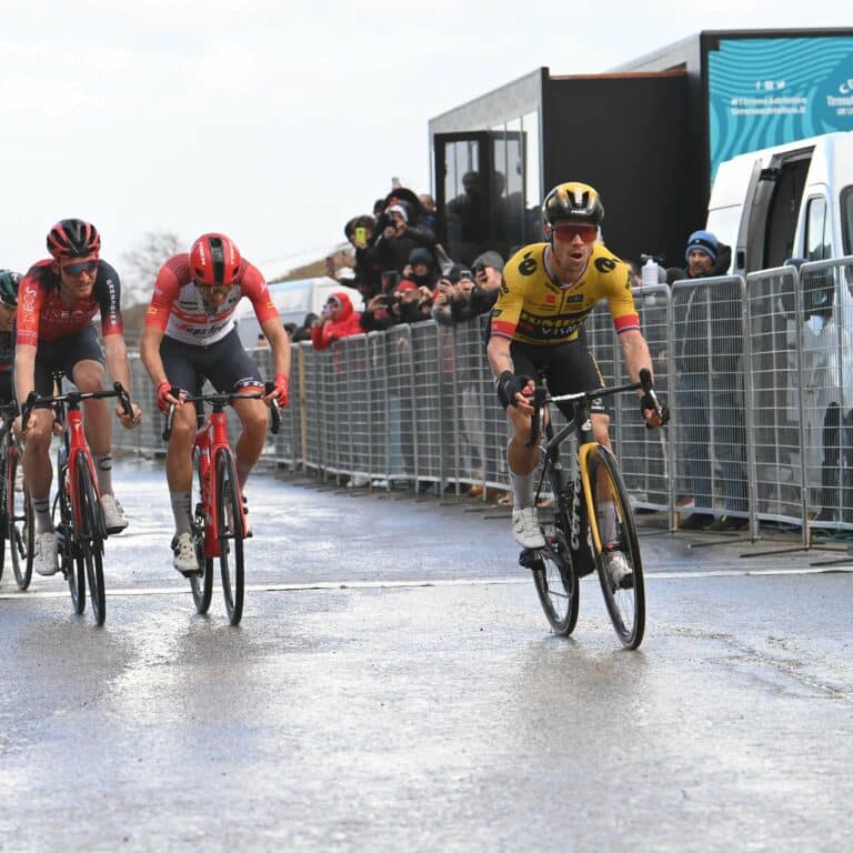 Primoz Roglic récidive et devient leader de Tirreno-Adriatico