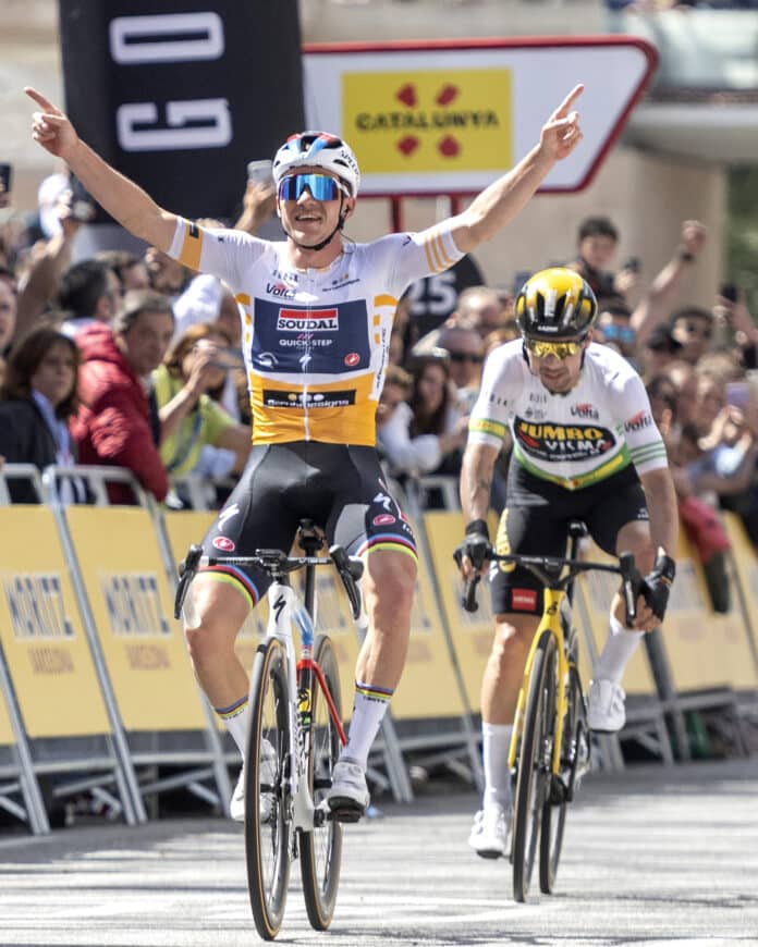 Remco Evenepoel devance Primoz Roglic vainqueur final du Tour de Catalogne