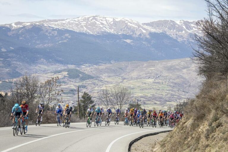 Tour de Catalogne 2023 – Etape 4 : Résumé vidéo