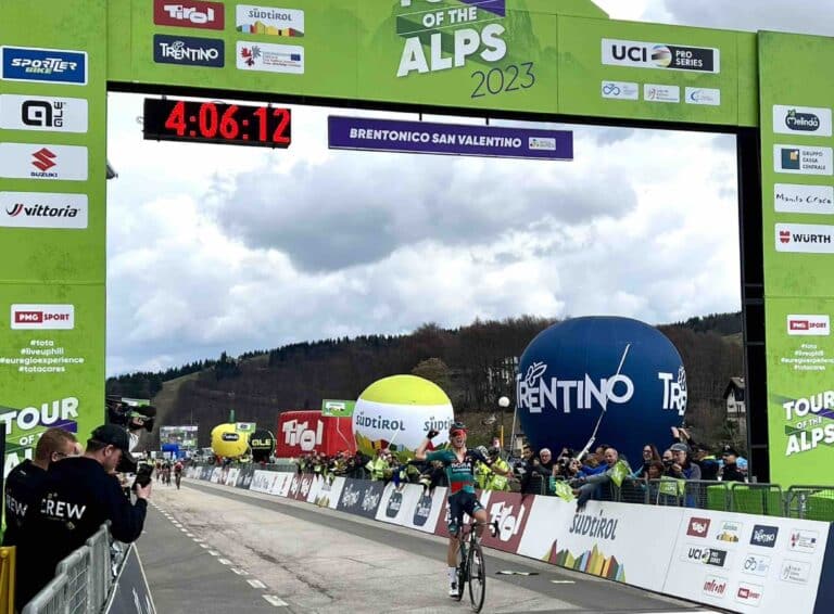 Lennard Kaman s’adjuge la 3e étape du Tour des Alpes 2023
