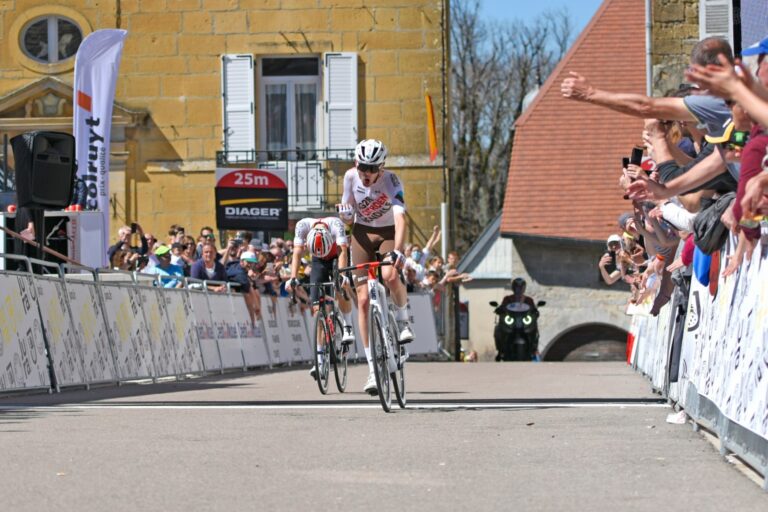 Tour du Jura : Parcours, engagés, classement