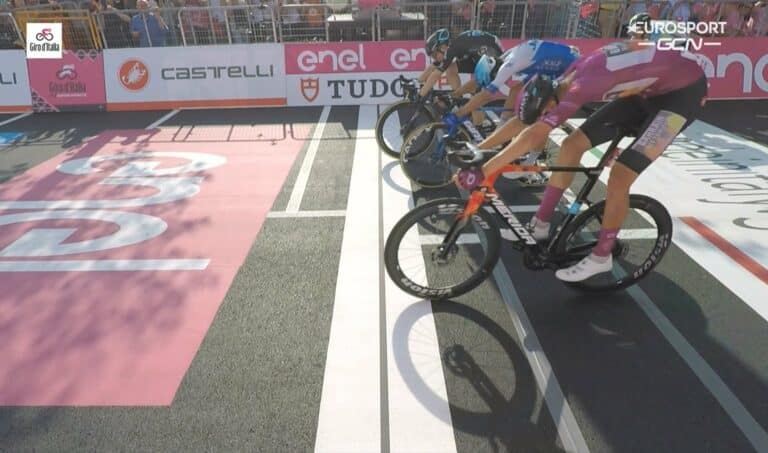 Alberto Dainese devance d’un souffle Jonathan Milan au Giro 2023