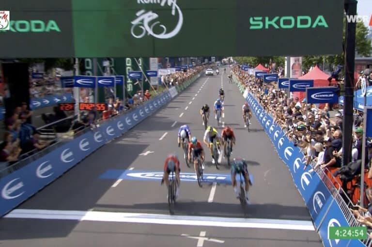 Danny van Poppel retrouve de justesse la voie du succès lors du Tour de Cologne