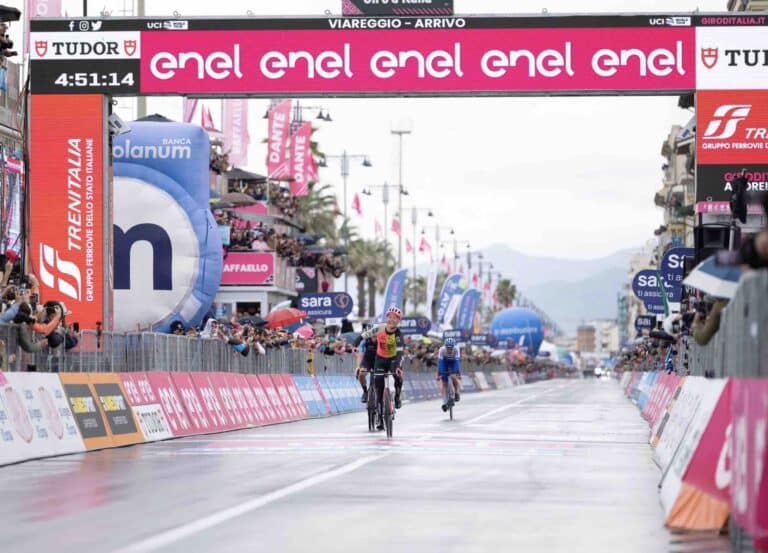 Giro 2023 – Etape 10 : Résumé vidéo en Français