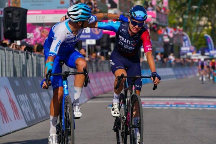 Giro 2023 – Simon Clarke : « Dévastateur d'être repris si près de la ligne »