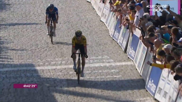 Per Strand Hagenes vainqueur devant Romain Grégoire nouveau leader des 4 Jours de Dunkerque