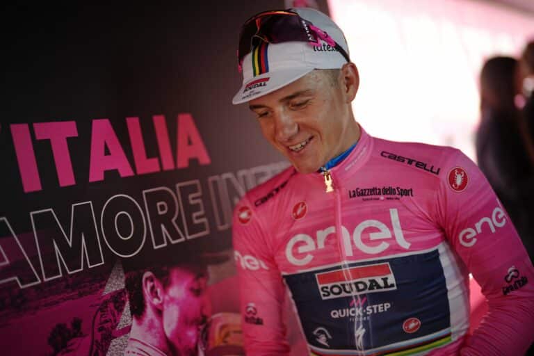 Tour d’Italie 2023 – Etape 1 : Résumé vidéo