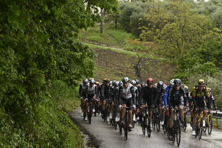 Tour d’Italie 2023 – Etape 5 : Résumé vidéo