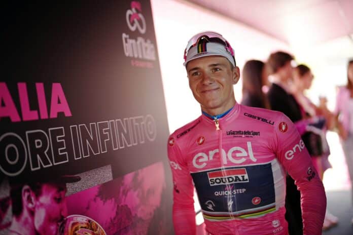 Tour d’Italie – Remco Evenepoel : « Obtenir le maillot rose n'était pas dans mon esprit »