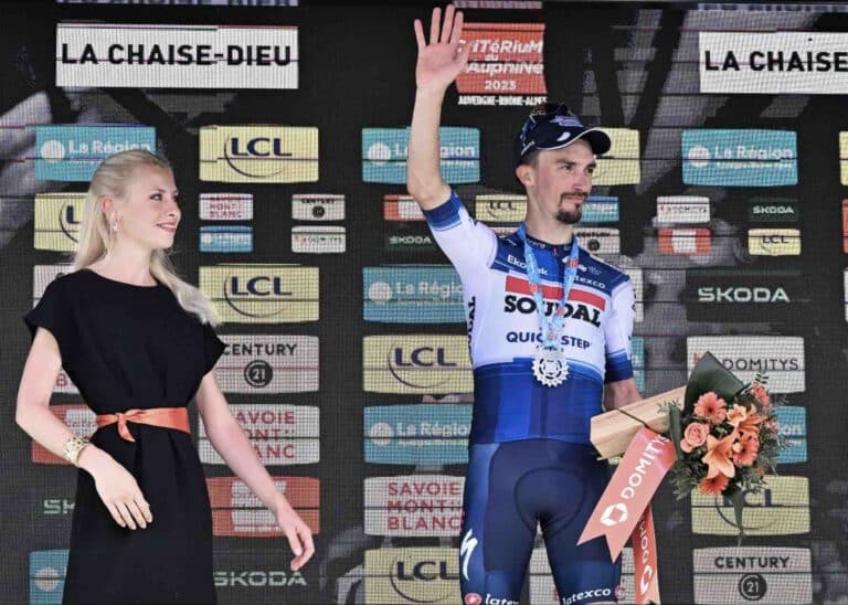 Julian Alaphilippe impérial sur les routes du Critérium du Dauphiné