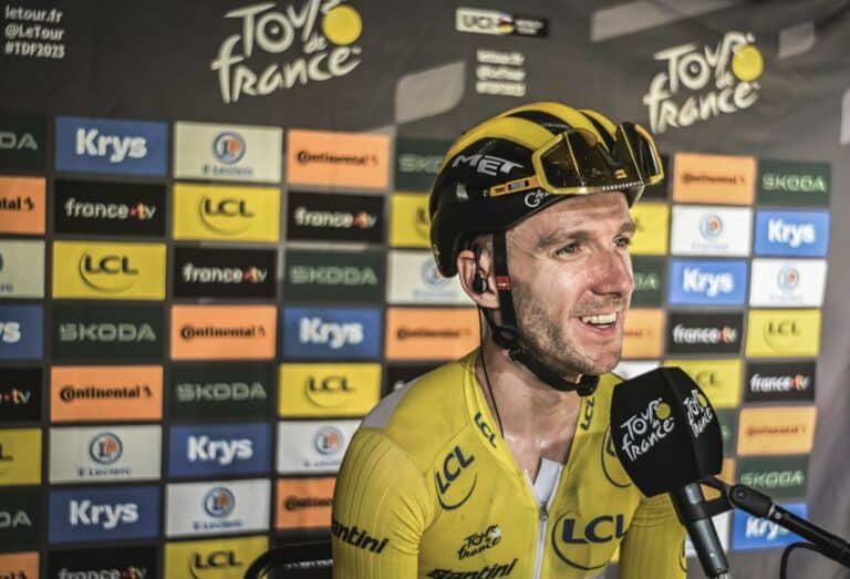 Tour de France 2023 – Adam Yates : « Difficile de conserver le maillot jaune »
