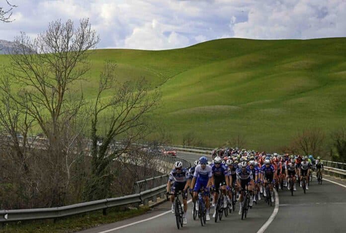 Tirreno Adriatico 2024 25 équipes au depart le 4 mars prochain