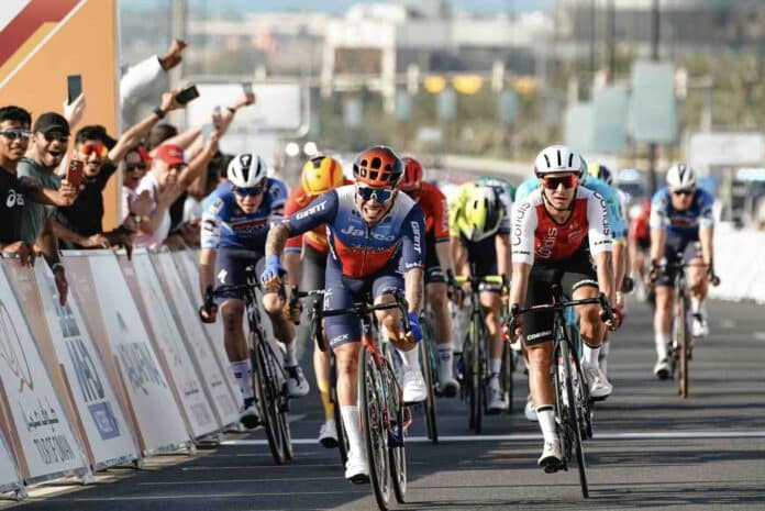 Tour d'Oman étape 1 victoire au sprint de Caleb Ewan