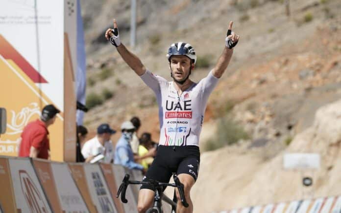 Tour d'Oman étape et classement général pour Adam Yates