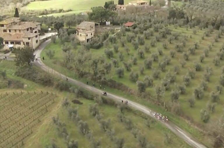 DIRECT – Strade Bianche 2024 : Cinq coureurs échappés