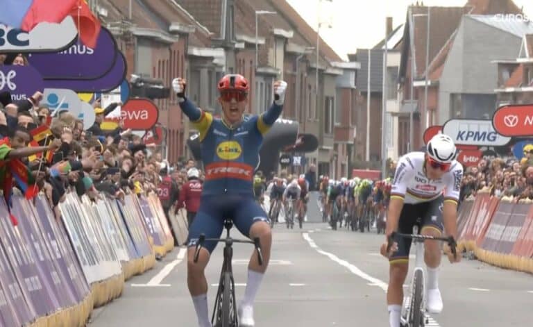 Gand-Wevelgem 2024 : Victoire de Mads Pedersen devant Mathieu Van der Poel