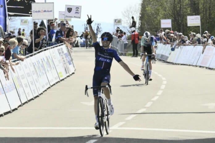 Lenny Martinez également victorieux du Tour du Doubs