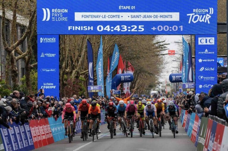 Marijn van den Berg remporte la 1ère étape du Région Pays de la Loire Tour