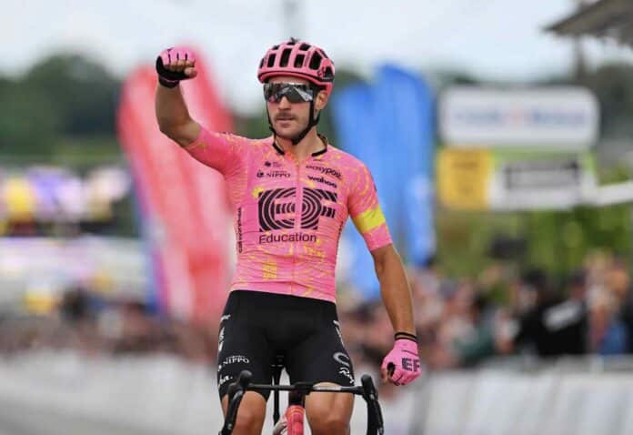 Alberto Bettiol remporte la 2e étape et prend le maillot jaune des Boucles de la Mayenne.