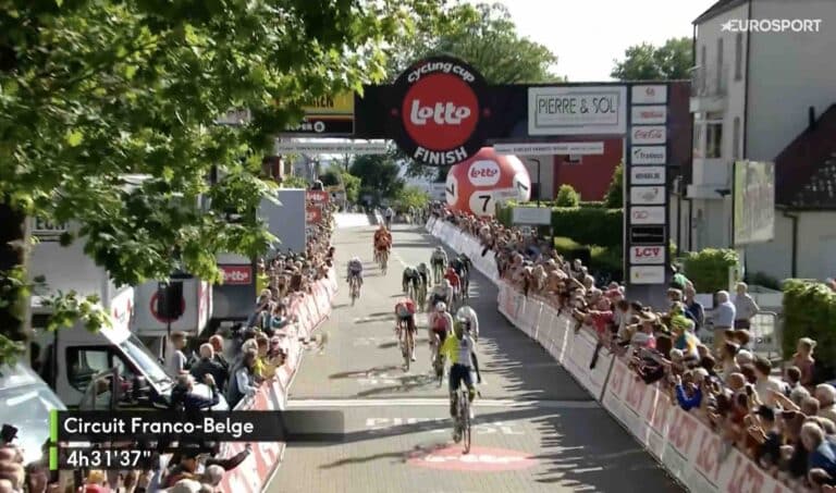Biniam Girmay remporte le Circuit Franco-Belge