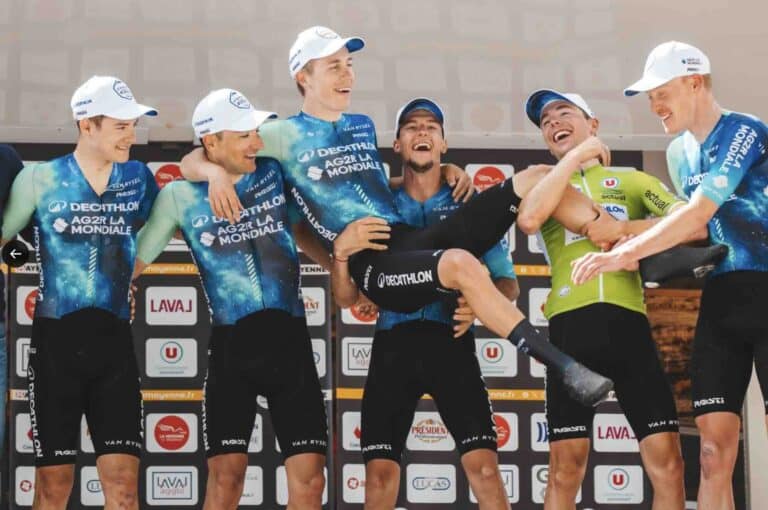 Boucles de la Mayenne : Valentin Retailleau remporte la 3e étape, Alberto Bettiol le général