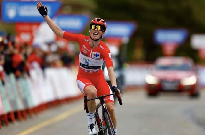Demi Vollering remporte son premier Tour d'Espagne