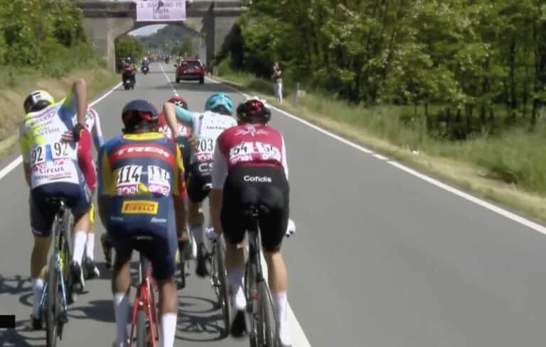 DIRECT. Giro 2024 : 6 coureurs échappés sur la 1ère étape
